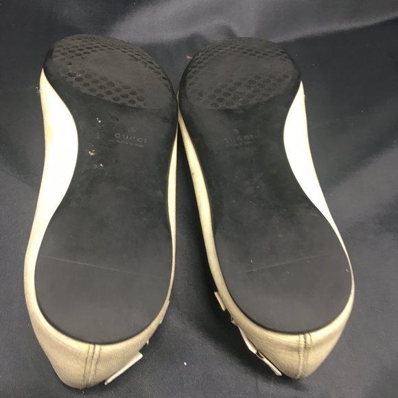 Gucci White Floral Flats - Picture 8 of 12